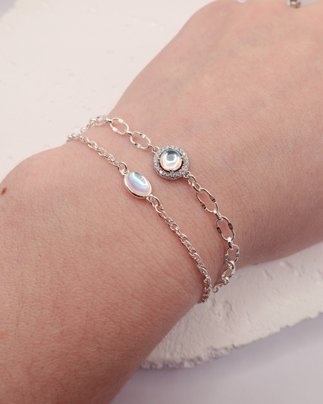8mm Moonstone Cz  Round Connector